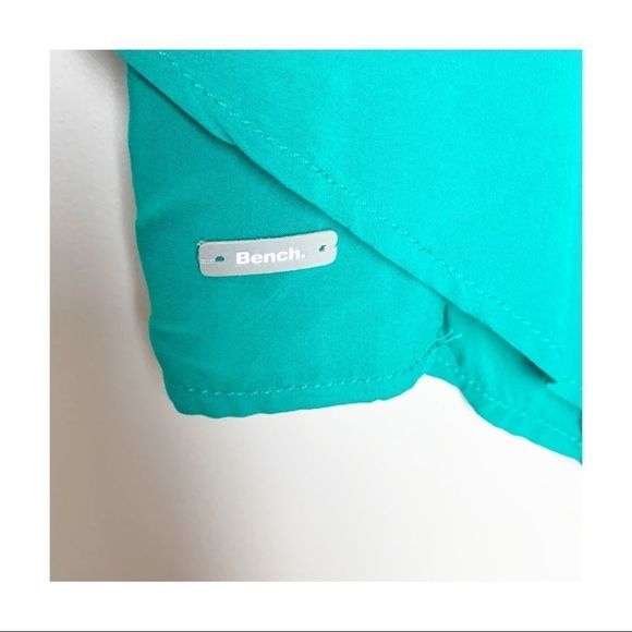 Kelly Green Wrap Tank Top Blouse Casual Athleisure - Picture 14 of 16